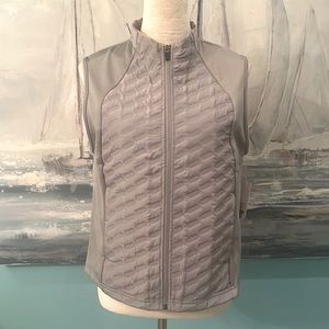 NWT Xersion Gray Sleeveless Vest, Medium